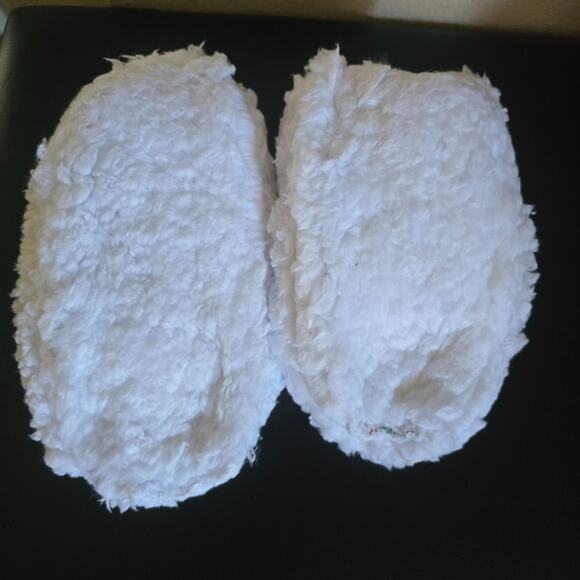 Hello Kitty Womens Holiday Fuzzy Babba Slipper Socks Green Candy Print Size 7-9. - Picture 11 of 13